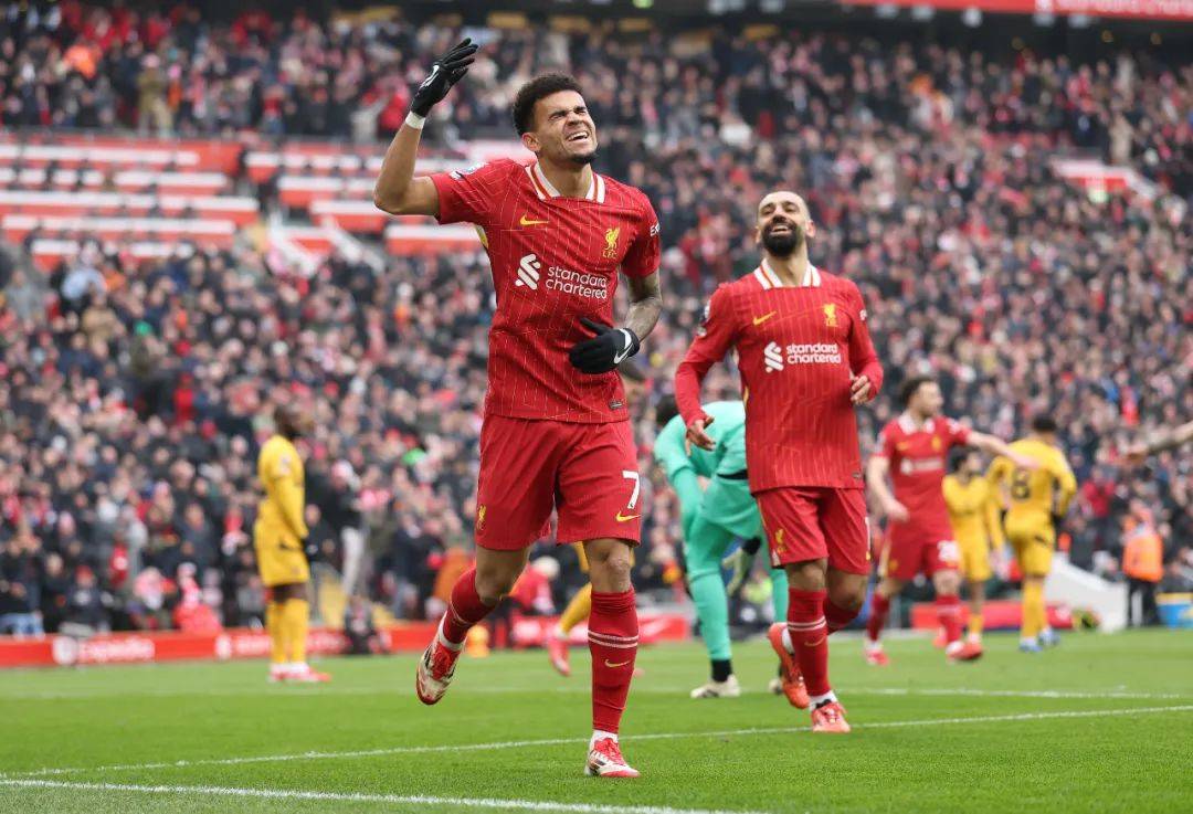 kaiyun-萨拉赫重返赛场，险胜首场状态出色，TL观众沸腾！气势如虹延续(金牌教练电竞笔趣阁)